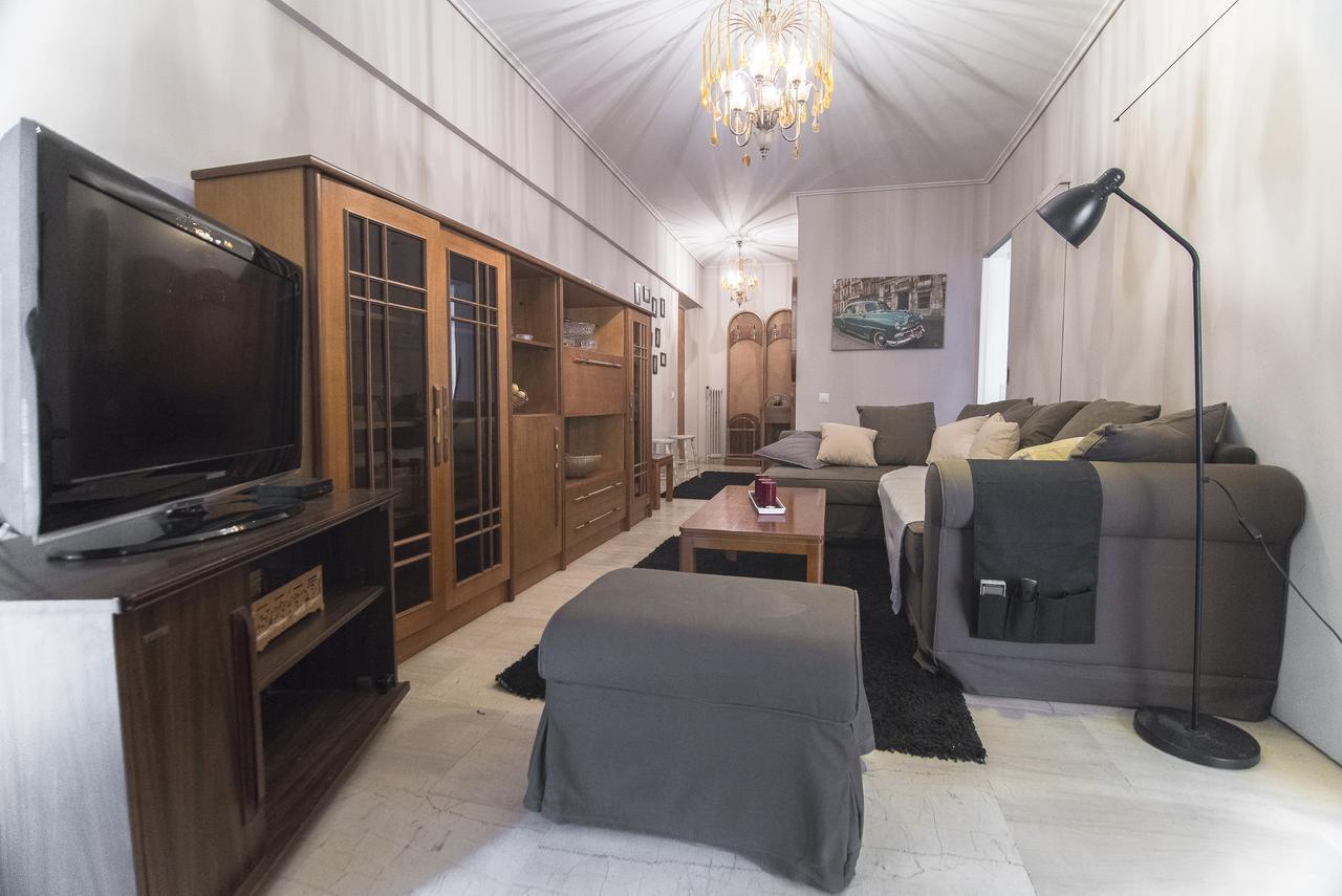 Stunning Central Apartment Athena Bagian luar foto